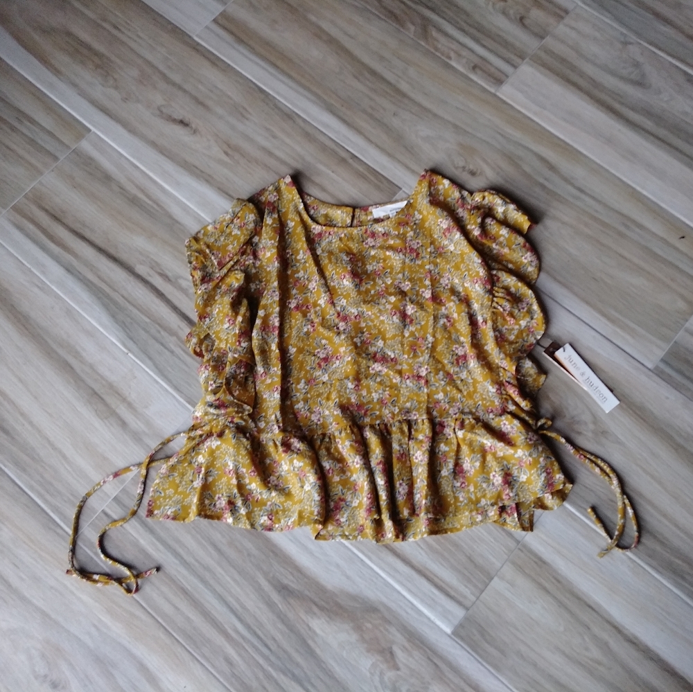 NWT June & Hudson Mustard Yellow Floral Ruffle Top